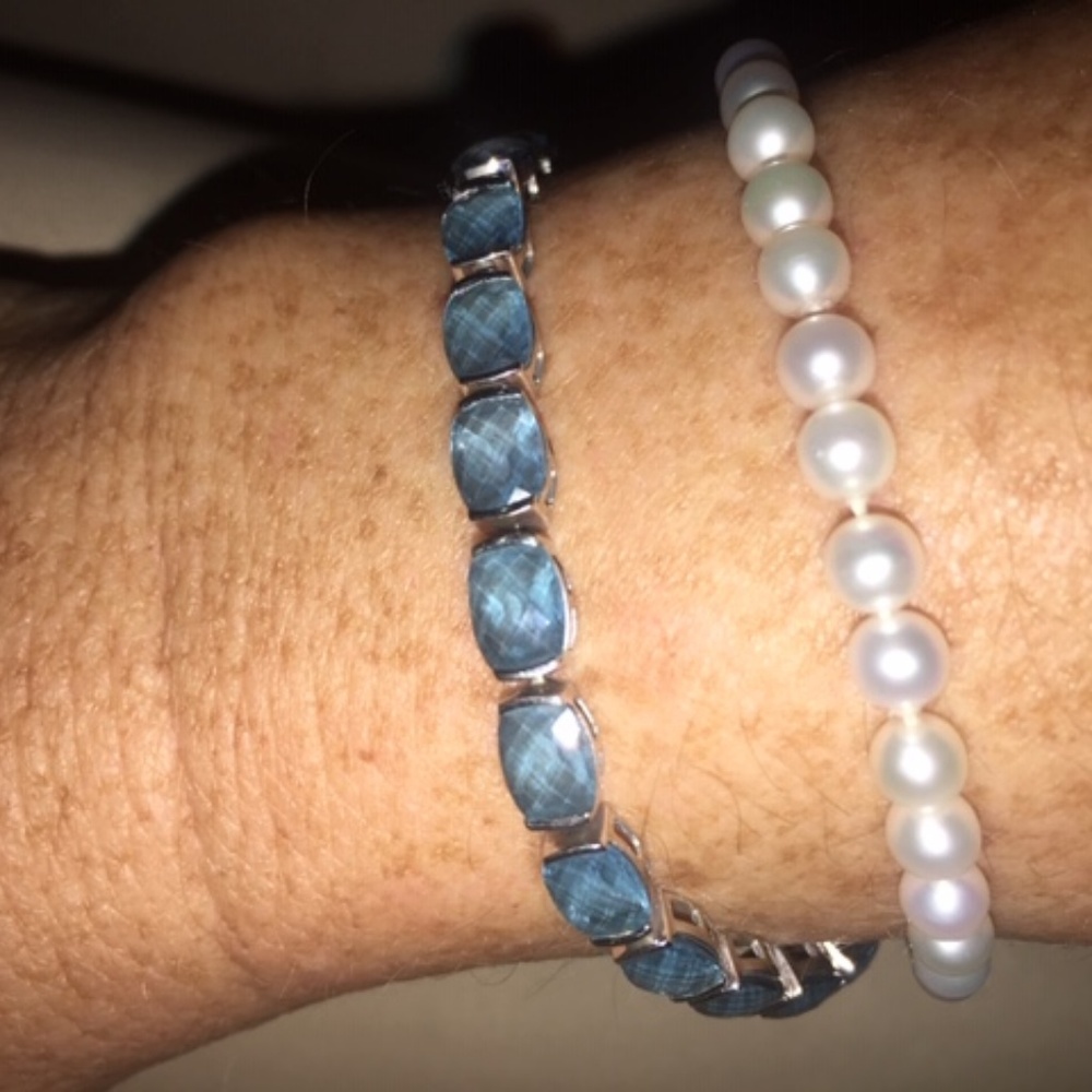 14kt White Gold and Blue Topaz Bracelet